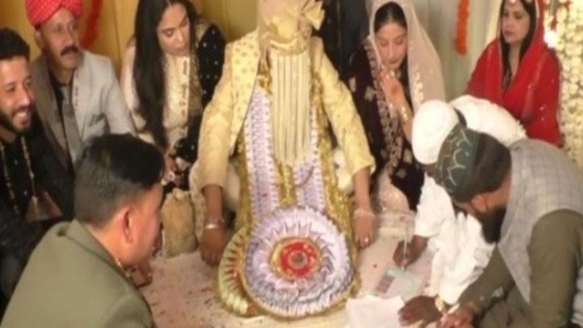 Jailed For Murders, This Couple Find Love In The Most Unexpected Place